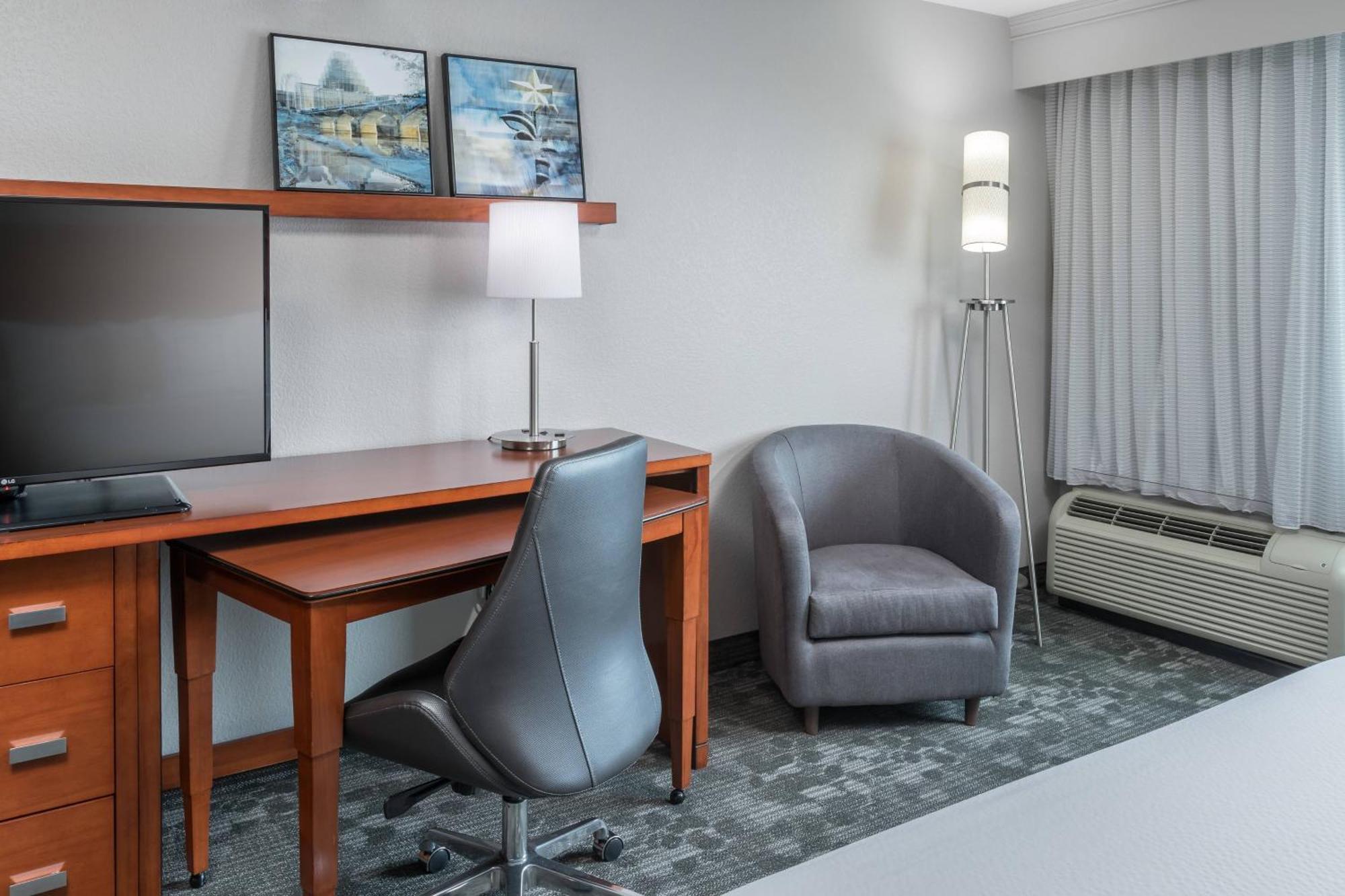 Courtyard By Marriott Austin Parmer Tech Ridge ภายนอก รูปภาพ